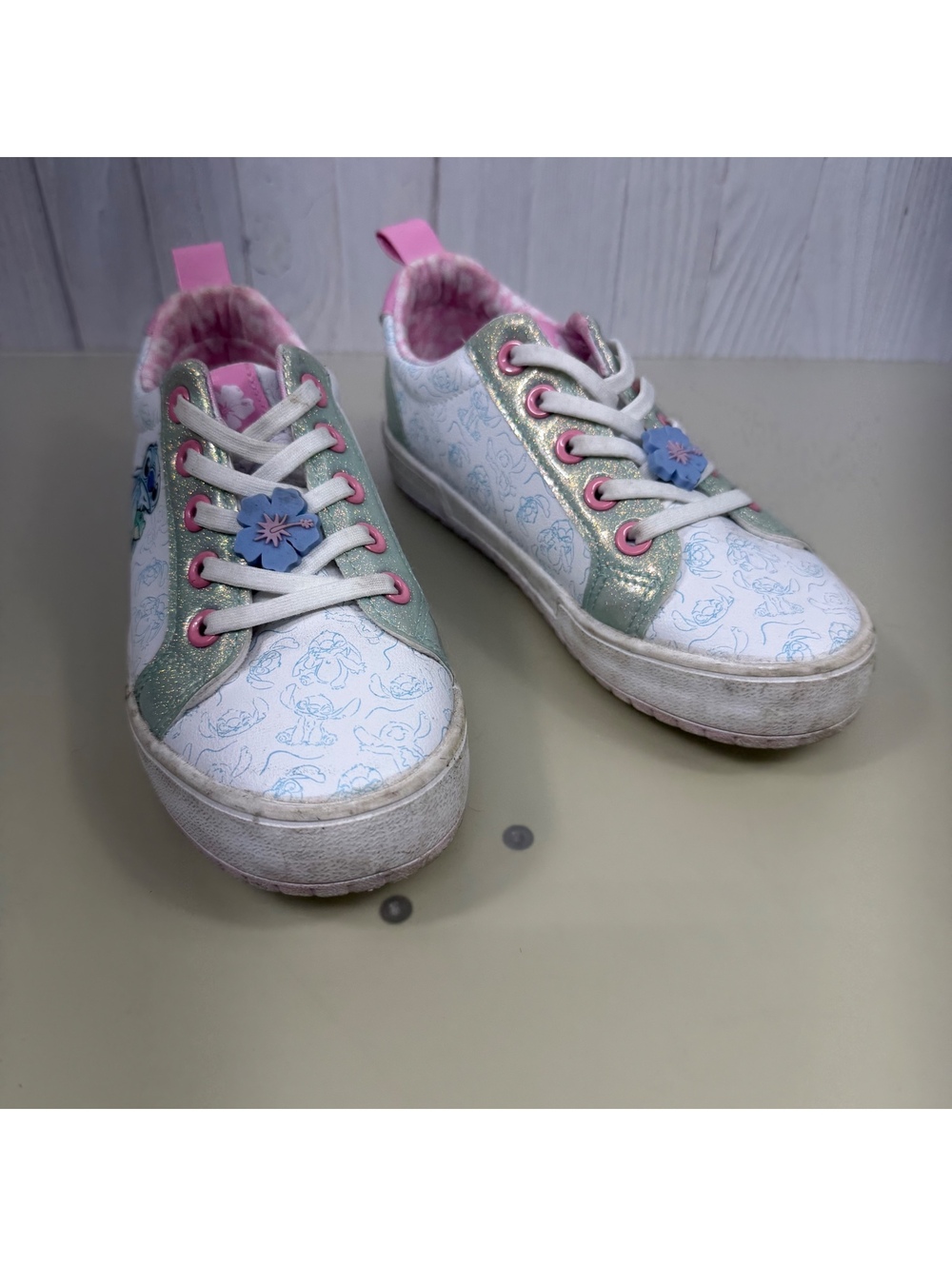 Ground Up Disney Lilo & Stitch Girls Sneakers Size 1